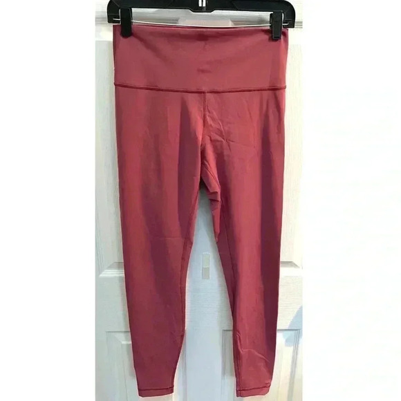 Lululemon I 8 - Picture 3 of 12